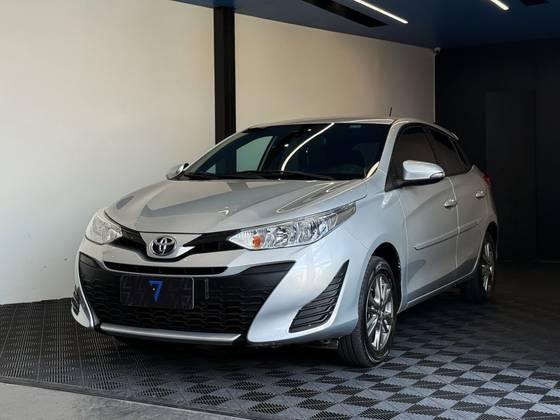 TOYOTA YARIS 1.5 16V FLEX XL PLUS CONNECT MULTIDRIVE TOYOTA YARIS 1.5 16V FLEX XL PLUS CONNECT MULTIDRIVE